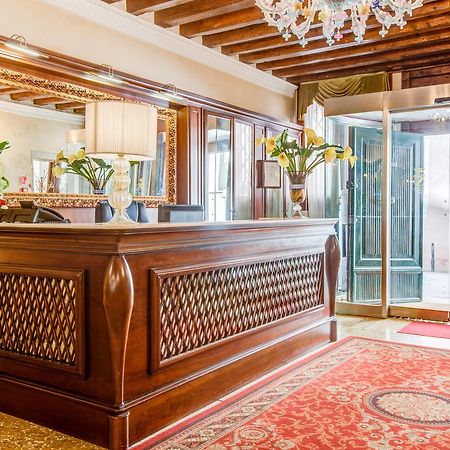 Hotel Al Duca Di Venezia Exteriör bild